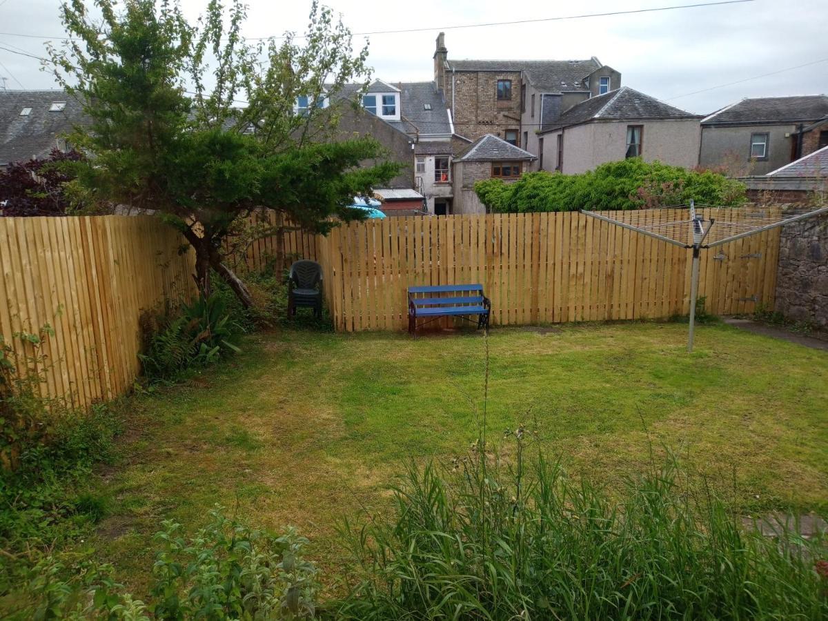 Villa On Yer Bike&Gone Fishin Millport Exterior foto